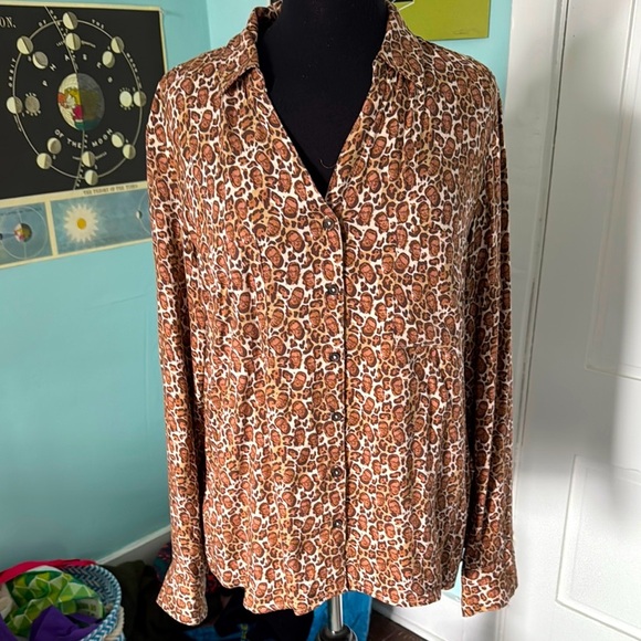 Beta Brand rare RBG Ruth Bader Ginsburg leopard print face shirt large - Picture 1 of 5